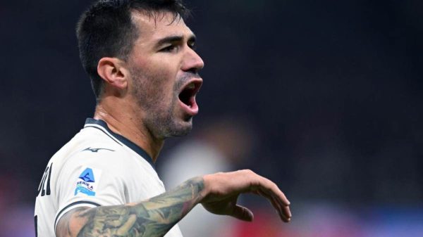 Romagnoli, collisione totale col mondo Lazio: il difensore non si allena