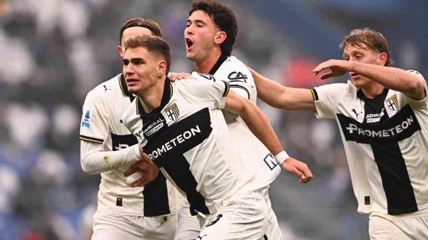 Serie A, così in campo Parma e Juventus