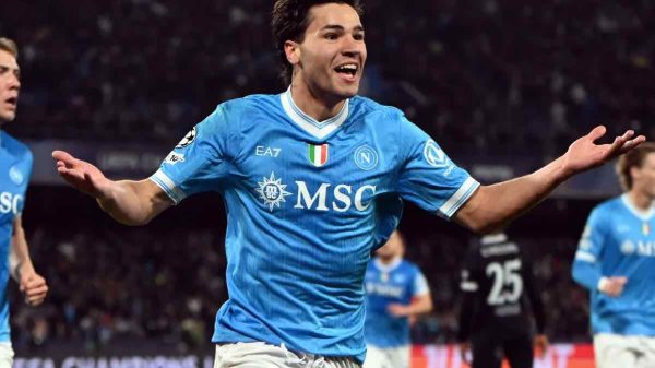 Napoli-Vergara: pronti rinnovo e prolungamento di contratto