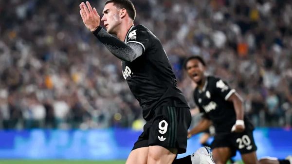 La Juventus potrebbe trattenere Dusan Vlahovic