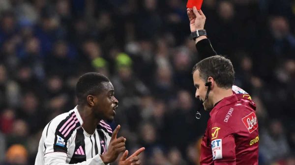 La Penna verso lo stop: previsto un mese ai box per l’arbitro romano