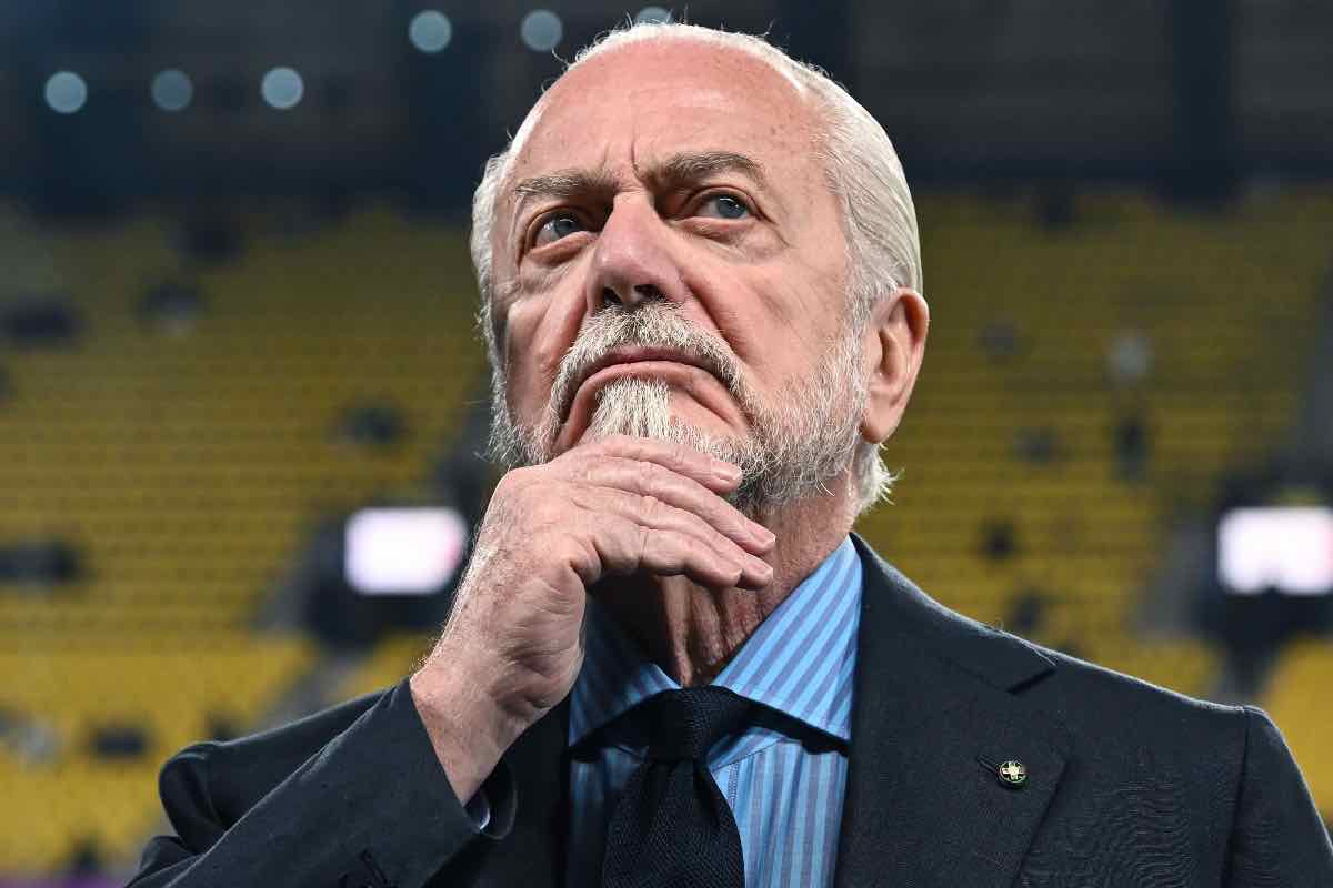 Napoli inviperito contro gli arbitri: De Laurentiis parlerà con i vertici