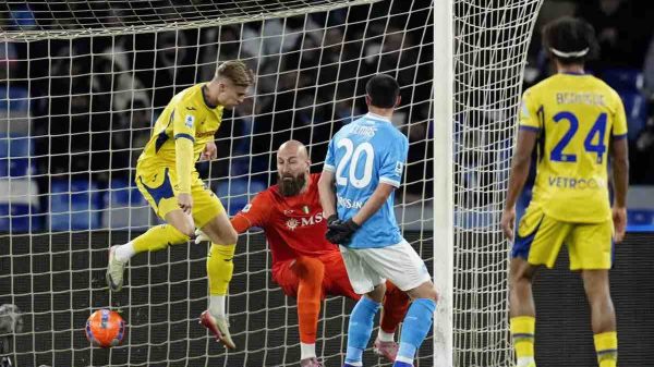 Serie A, così in campo Verona e Napoli