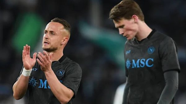 Sospiro di sollievo in casa Napoli: Conte ritrova McTominay e su Lobotka…