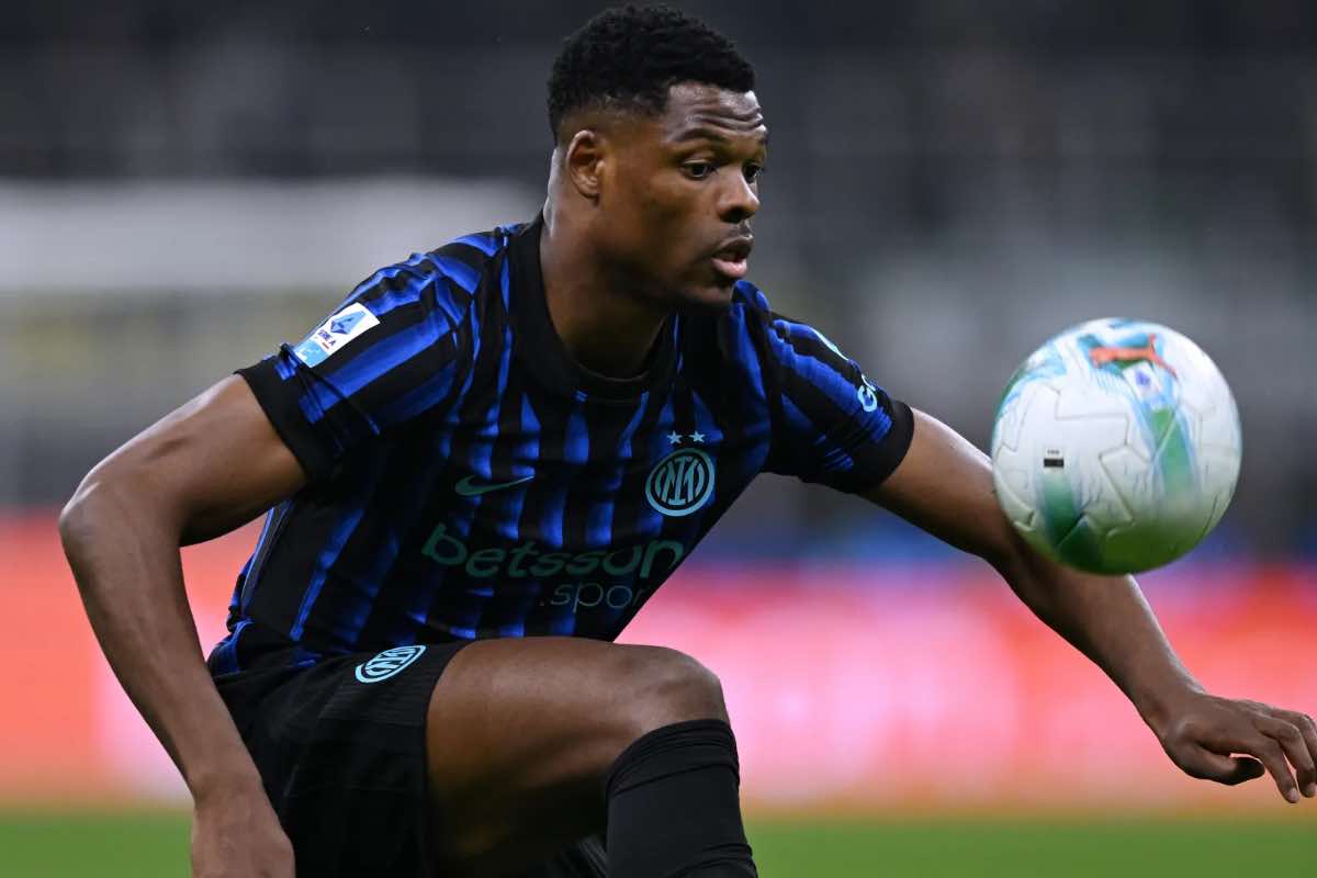 Inter, buona notizia per Chivu: Dumfries può giocare dal primo minuto