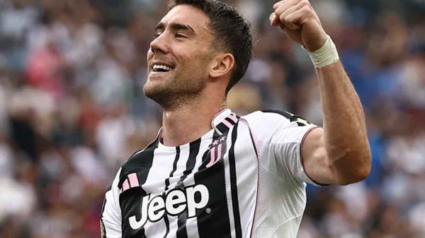 Vlahovic può rinnovare con la Juventus: cifre e dettagli
