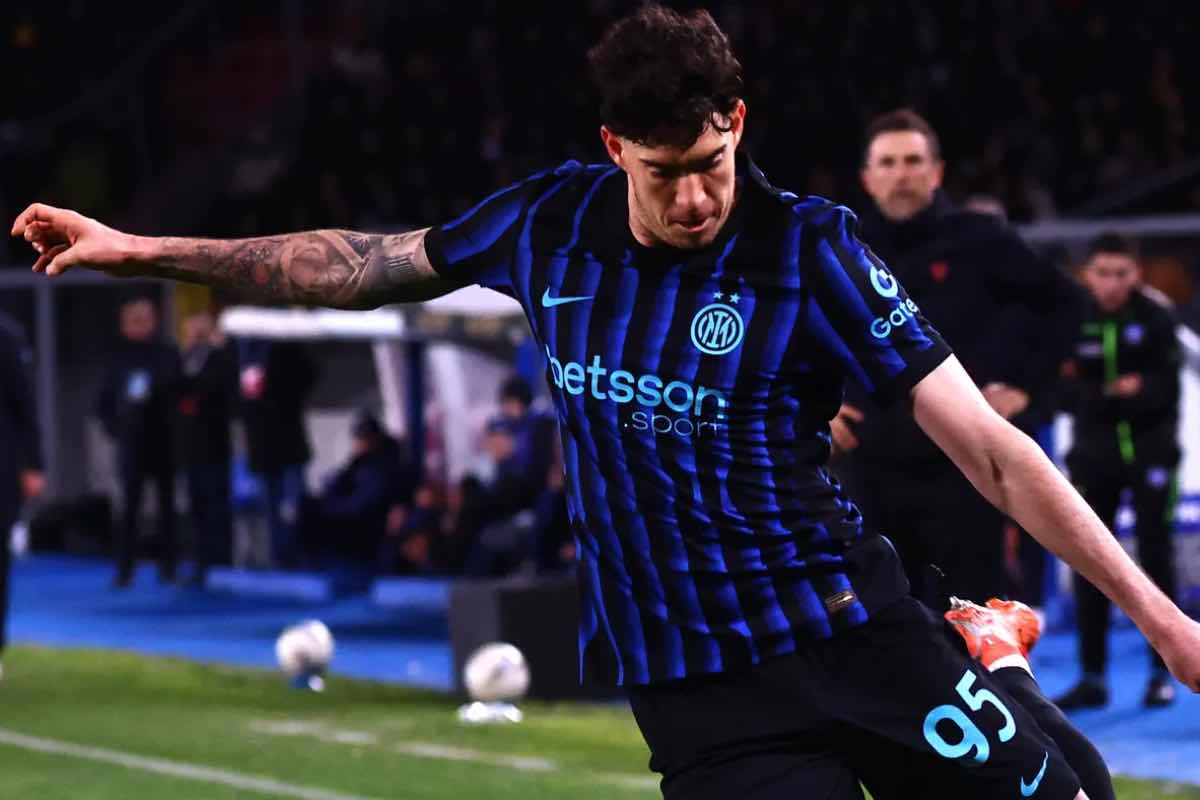 Il Barcellona pazzo di Bastoni, ma l’Inter non vuole fare sconti