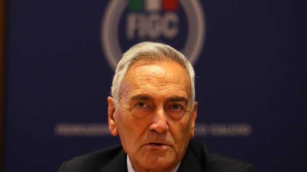 Gravina dimissionario, ma continuerà a far politica