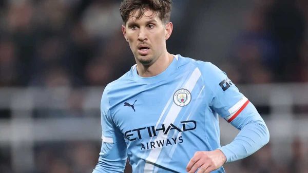 Juventus, blitz degli agenti di Stones: proposto il difensore