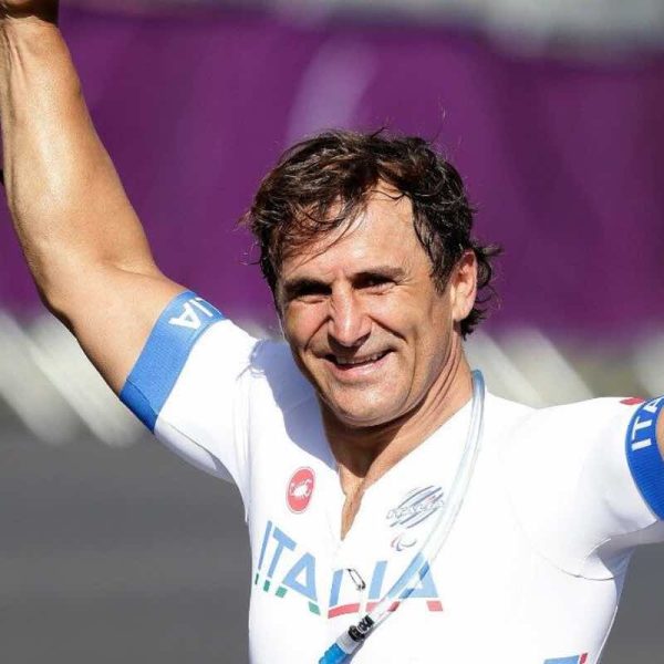 Mondo dello Sport è in lutto: è morto a 59 anni Alex Zanardi