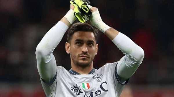 Inter e Juve osservano la situazione di Meret, in uscita dal Napoli