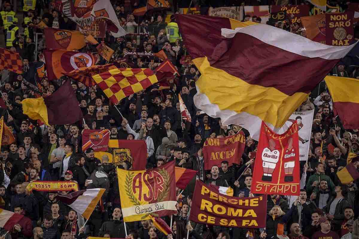 La Curva Sud giallorossa minaccia la protesta per il derby