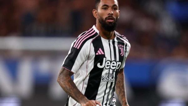 Douglas Luiz, futuro da decifrare: la Juve è un’incognita