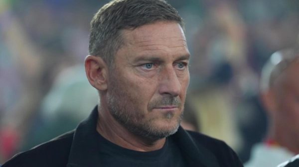 Totti pronto per il ritorno alla Roma: il ruolo che assumerà