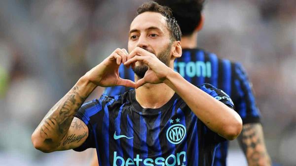 Dalla Turchia segnalano un accordo tra Fenerbahce e Calhanoglu
