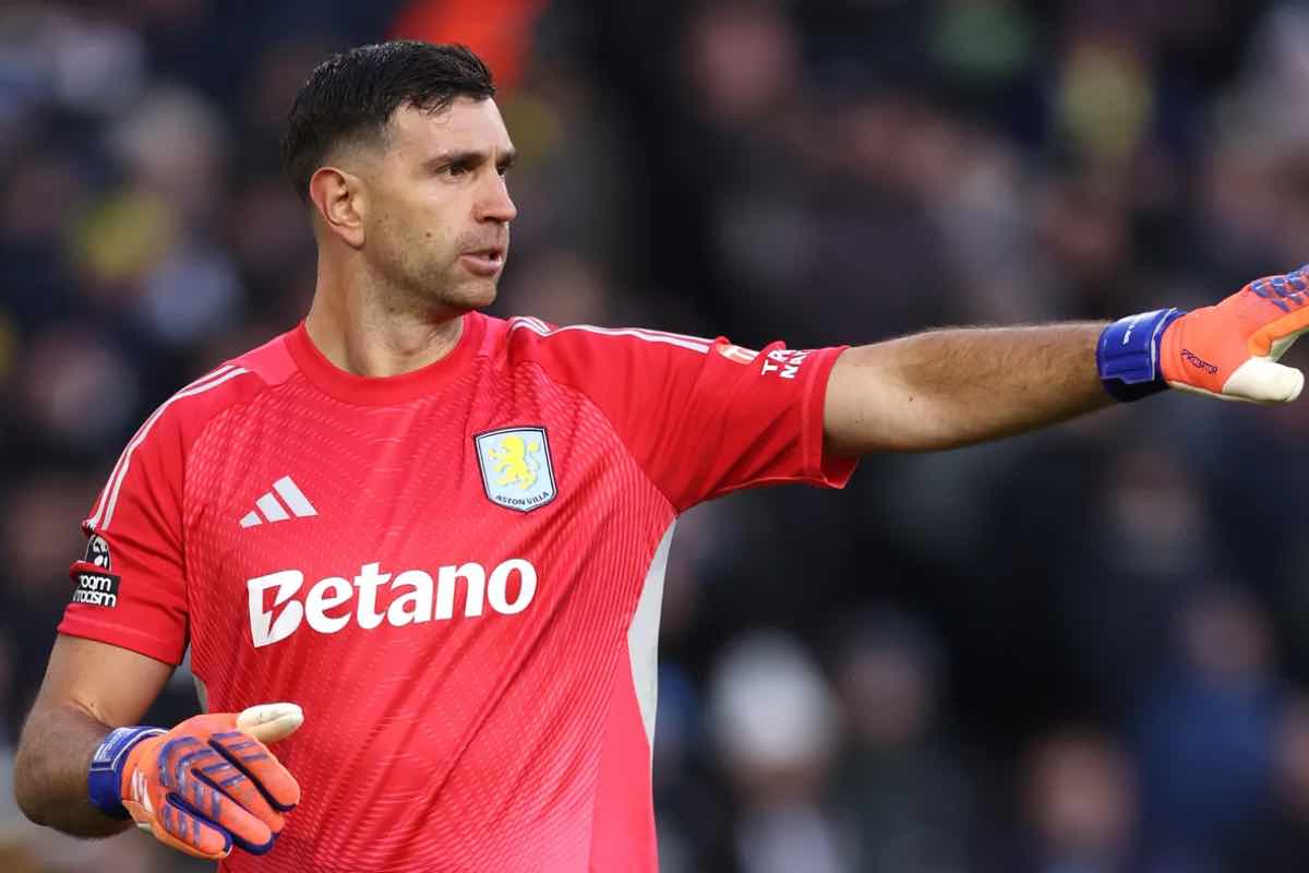 Juve, l’Aston Villa non fa sconti per il Dibu Martinez