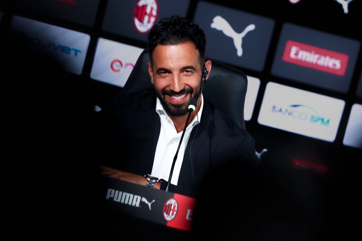 Milan, da Karetsas a Uzun: i nomi per la trequarti