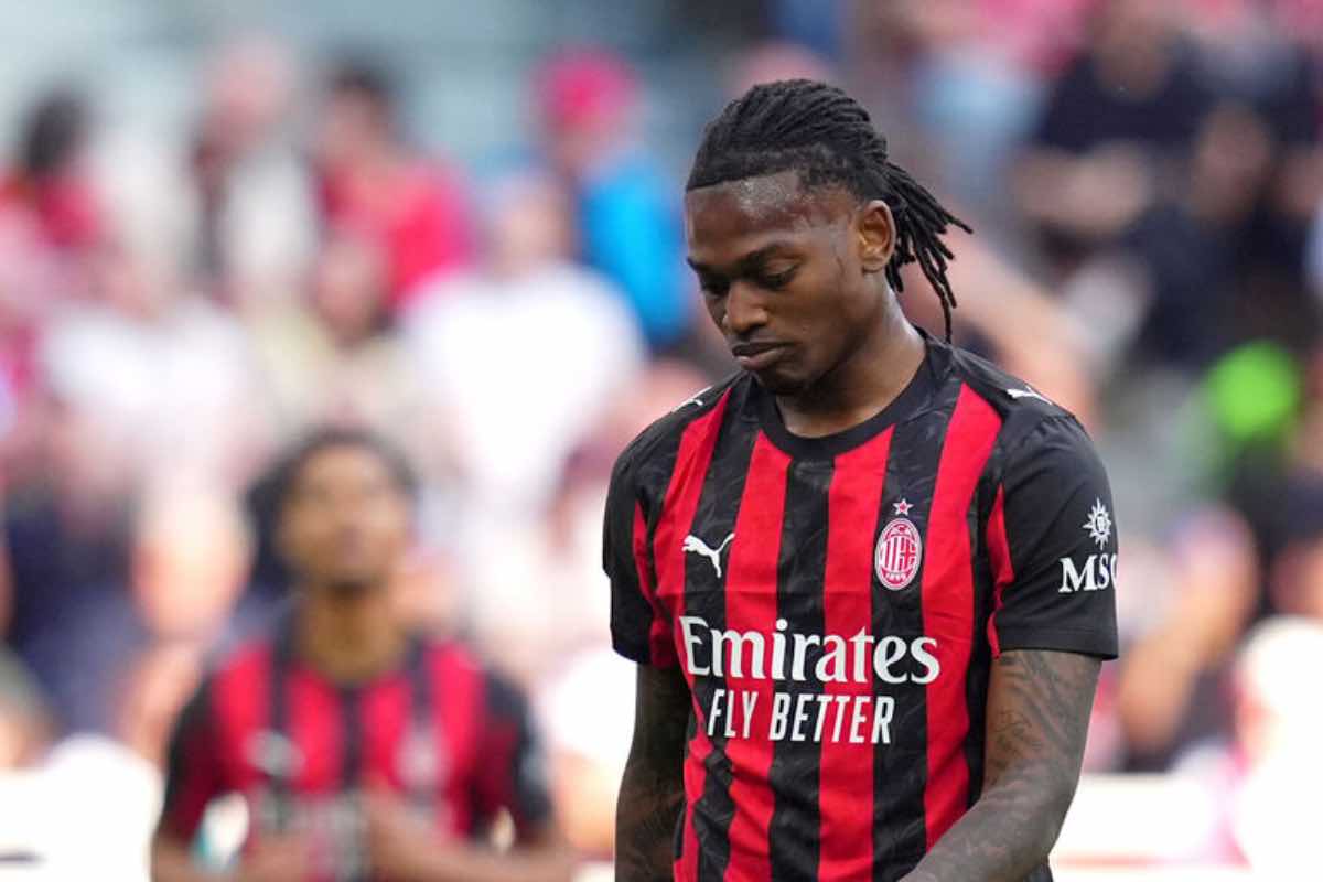 Milan, Leao e Gimenez verso l’addio se si trovano acquirenti