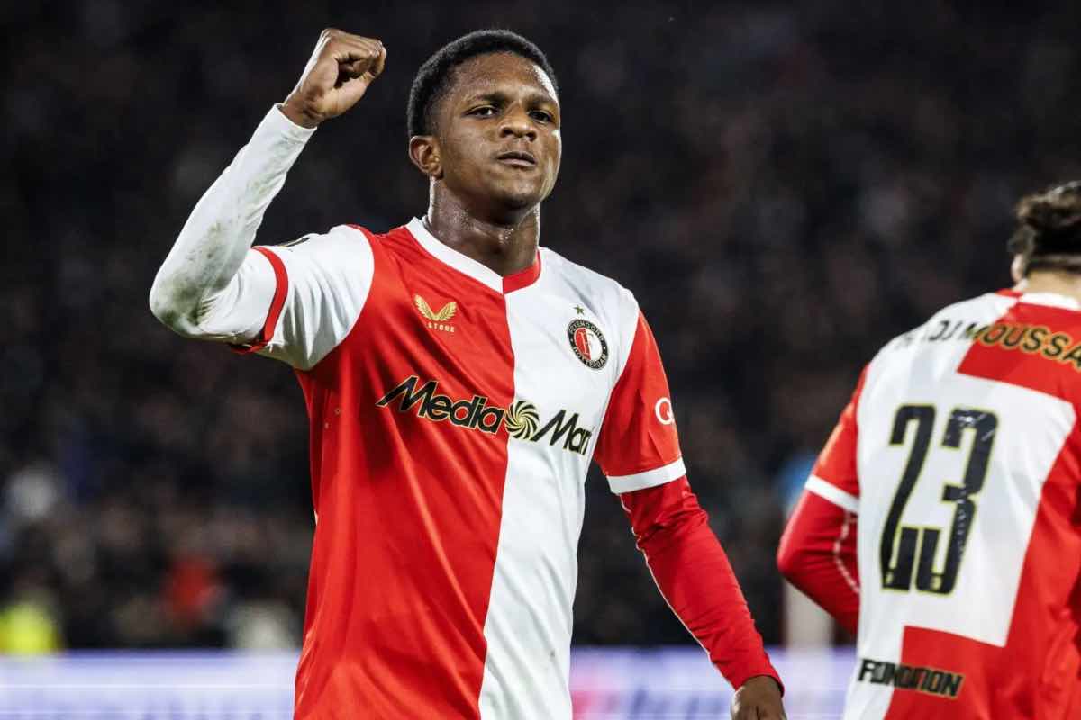 La Roma offre al Feyenoord 25 milioni per Givairo Read