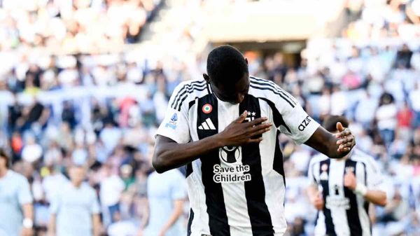 Juventus, è il giorno di Kolo Muani: a Torino per visite e firma