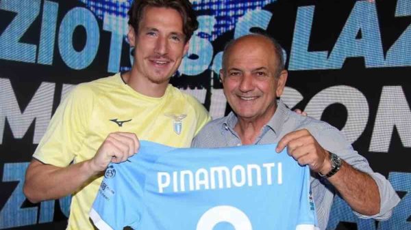 La Lazio ha ufficializzato l’acquisto di Andrea Pinamonti