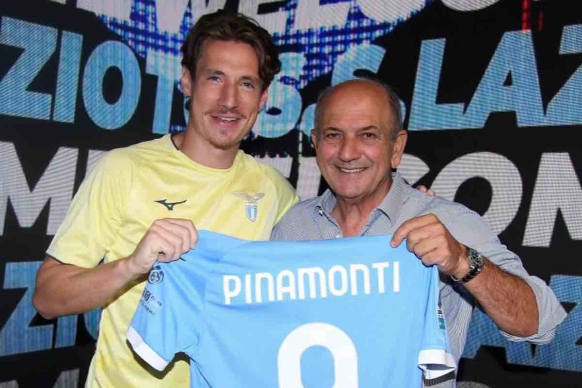 La Lazio ha ufficializzato l’acquisto di Andrea Pinamonti