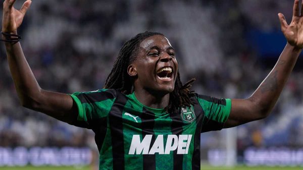 Duello per Bakola tra Juventus e Roma sul mercato